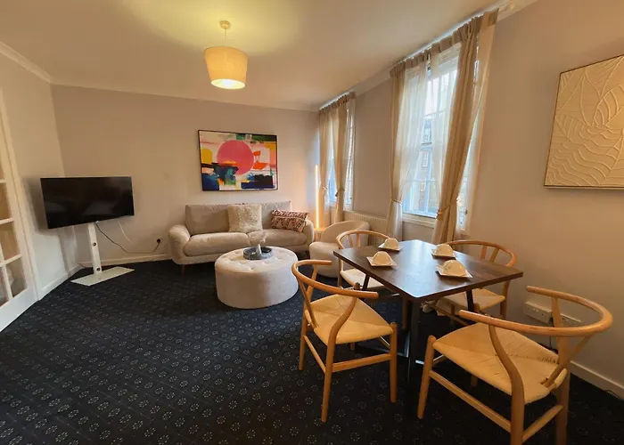 Nicolson Street Two Bedrooms